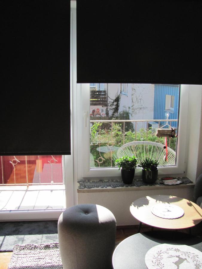 #1Gemuetliches Ruhiges Sonniges Balkonzimmer Mit Gemeinschaftsbad W-Lan Airport Nah Late Night Check In Haus Nr 9,5 Trunkelsberg Kültér fotó